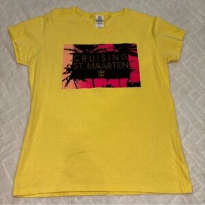 ☘️ Gildan Yellow Heavy Cotton T-Shirt